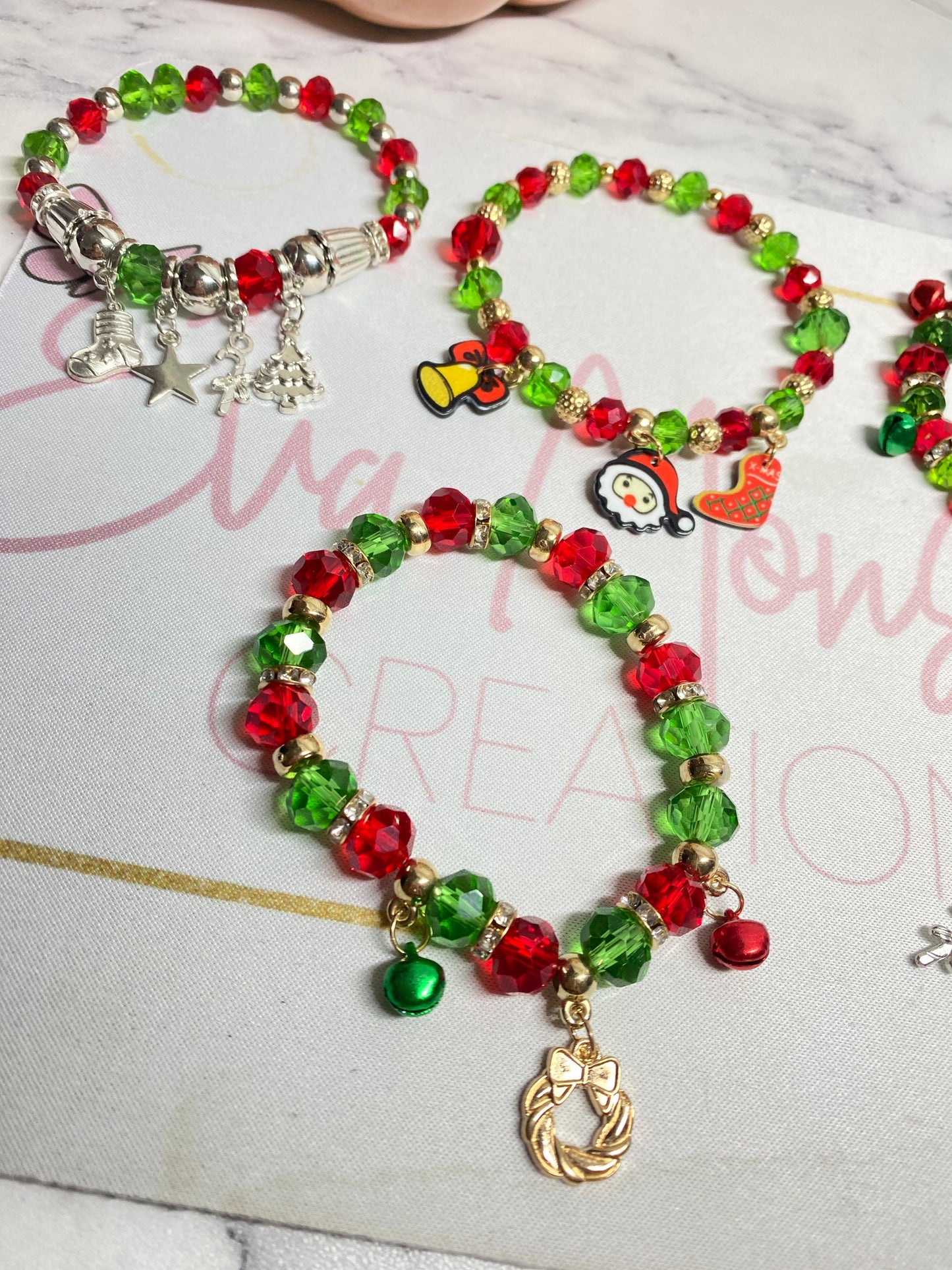 Christmas Bracelet, Beaded Bracelet, Holiday Bracelet, Charm Bracelet