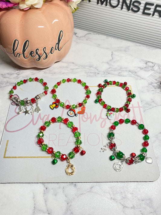 Christmas Bracelet, Beaded Bracelet, Holiday Bracelet, Charm Bracelet