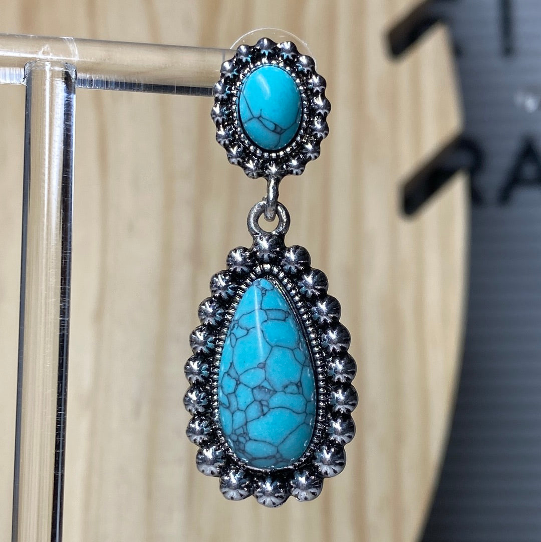 Tear Drop Turquoise Crackle Earrings